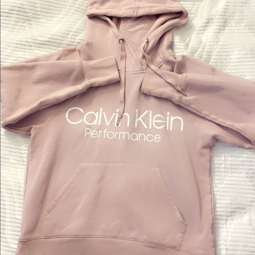 Really pretty pink Calvin Klein hoodie!